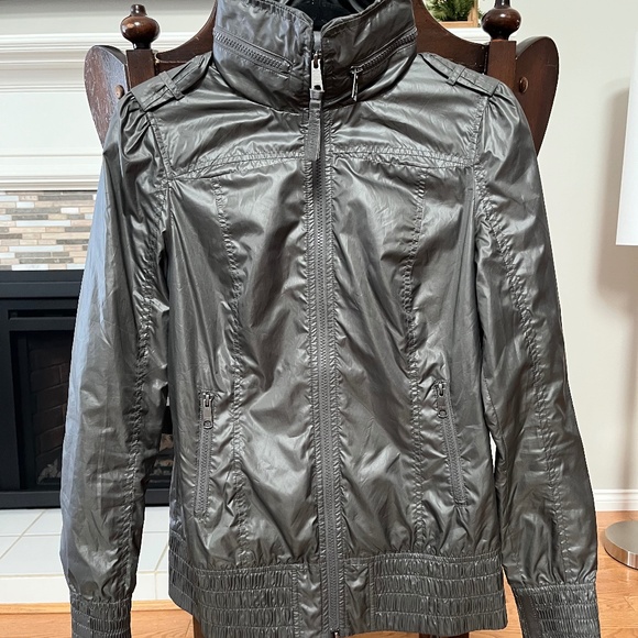 Mackage Perla Rain Jacket - Picture 1 of 5